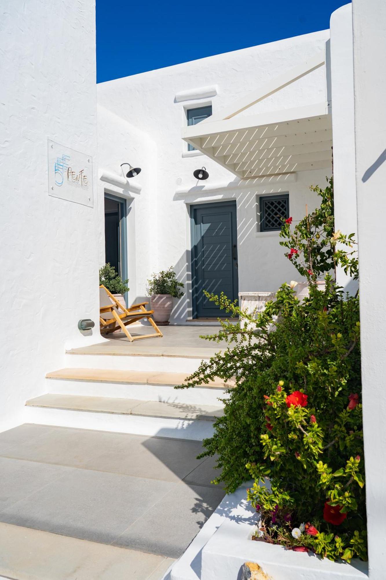 5 Traditional Suites Livadi  Exterior foto
